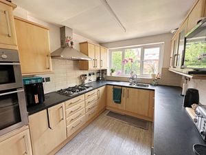 Kitchen- click for photo gallery